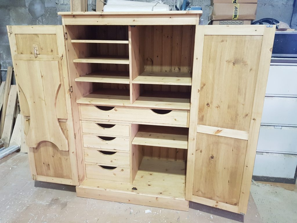 Ridgeway Craft Cupboard Exmoor Furniture